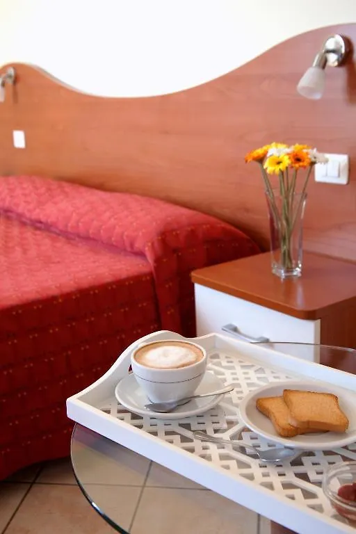 Motta Residence Hotel 모타 산타나스타시아 아파트호텔
