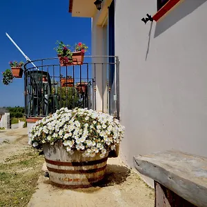 Chiara Holiday home Montallegro